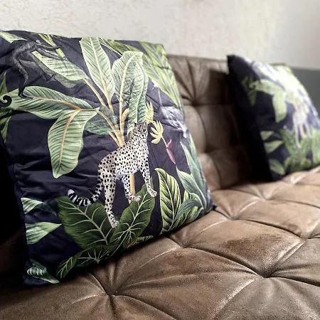 Rumbleinthejungle شقة *