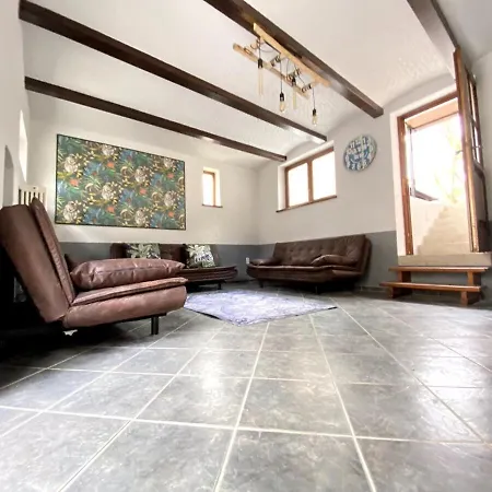 Rumbleinthejungle Apartment
